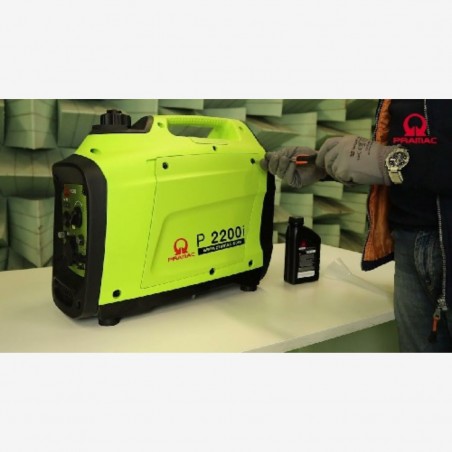 Generador inverter Pramac P2200i en superficie de apoyo